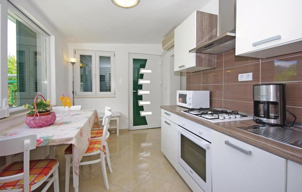 Holiday Home Zezevica - Heated Pool Šestanovac Exterior foto